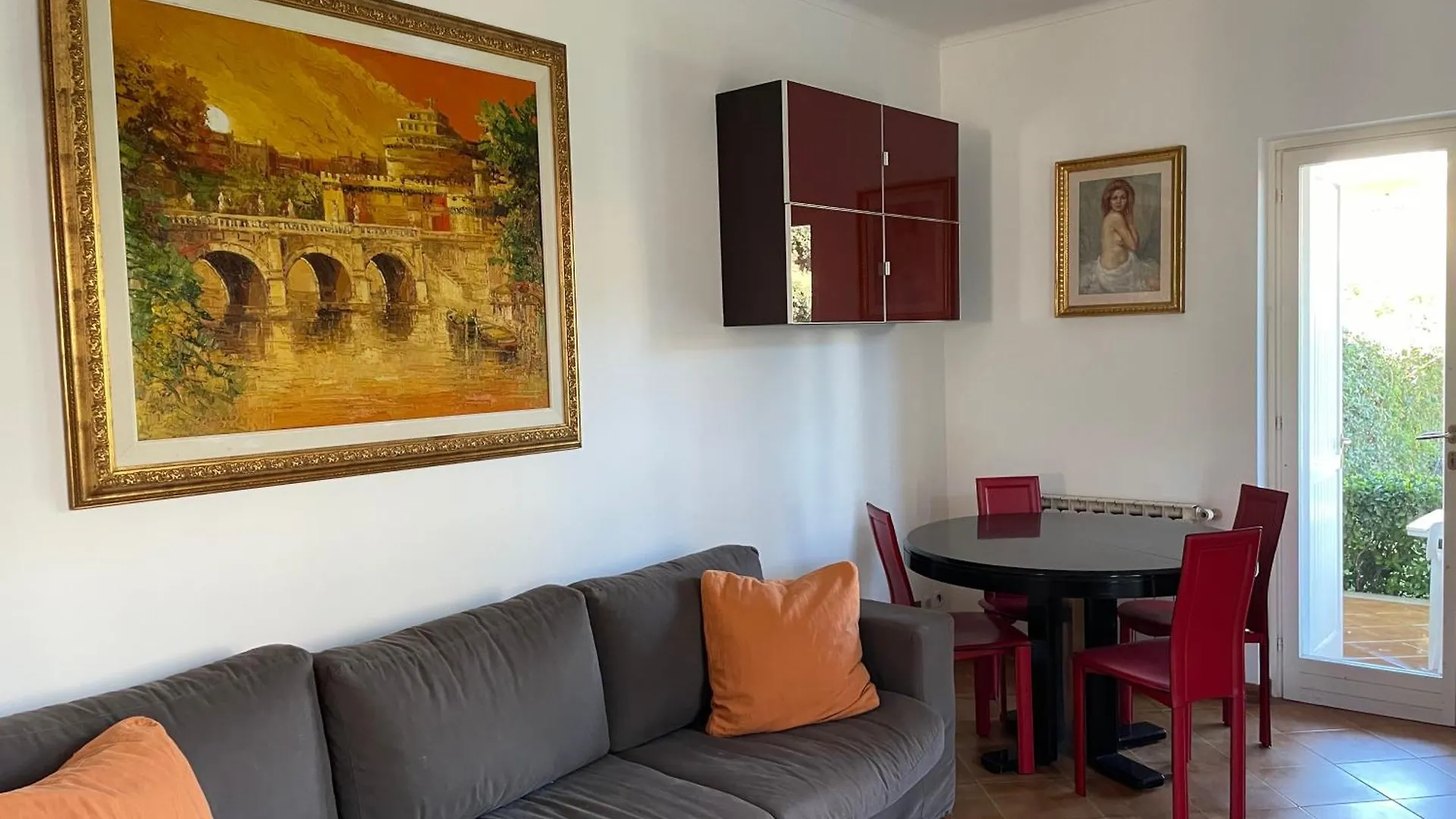 Villa A 10 Minuti Dal Mare Fregene Fregenae Italy