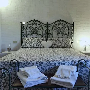 Guest house Luxury Magnolia Terrace, Fregenae
